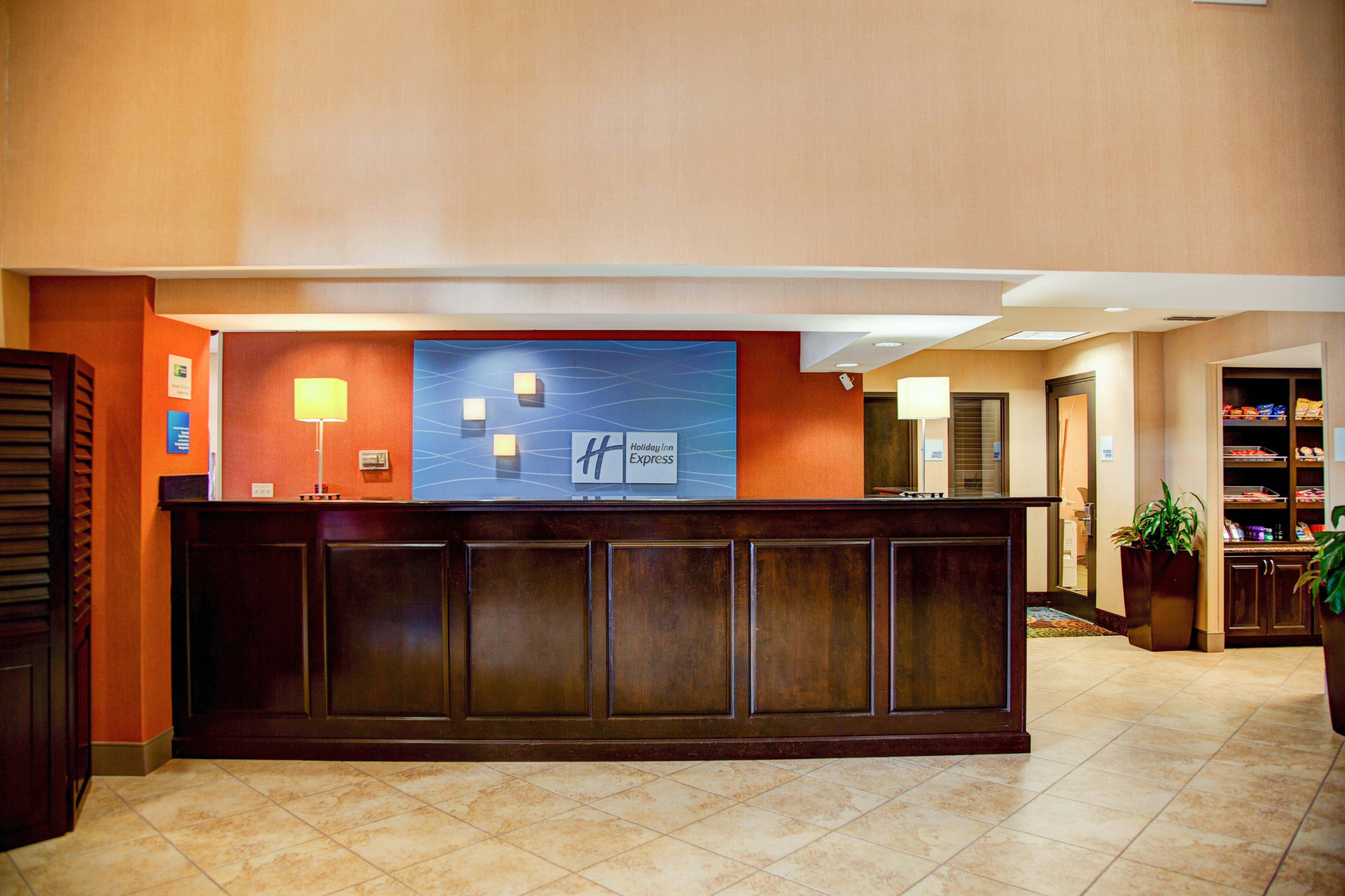 Holiday Inn Express Tyler South By Ihg Exterior photo