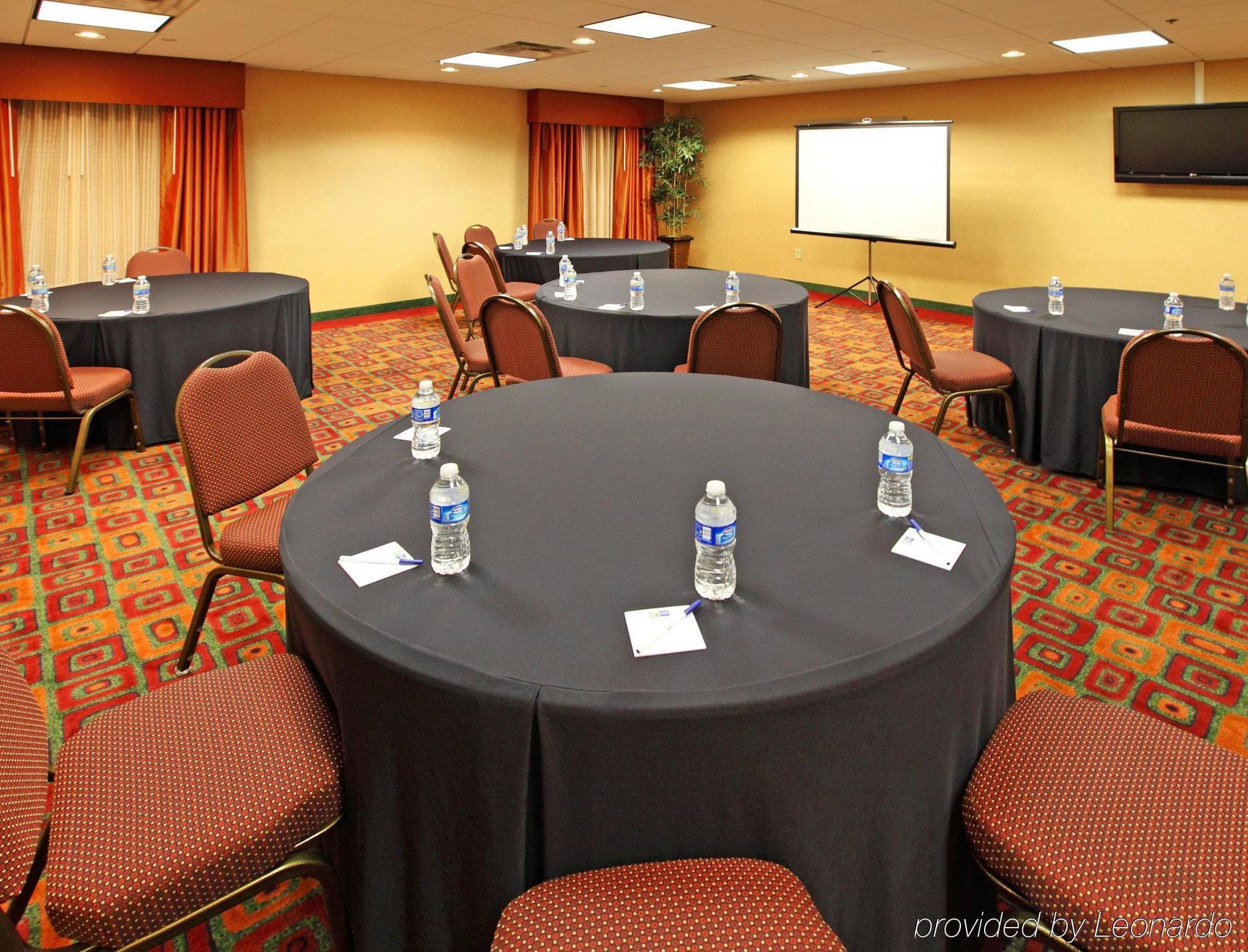 Holiday Inn Express Tyler South By Ihg Facilities photo