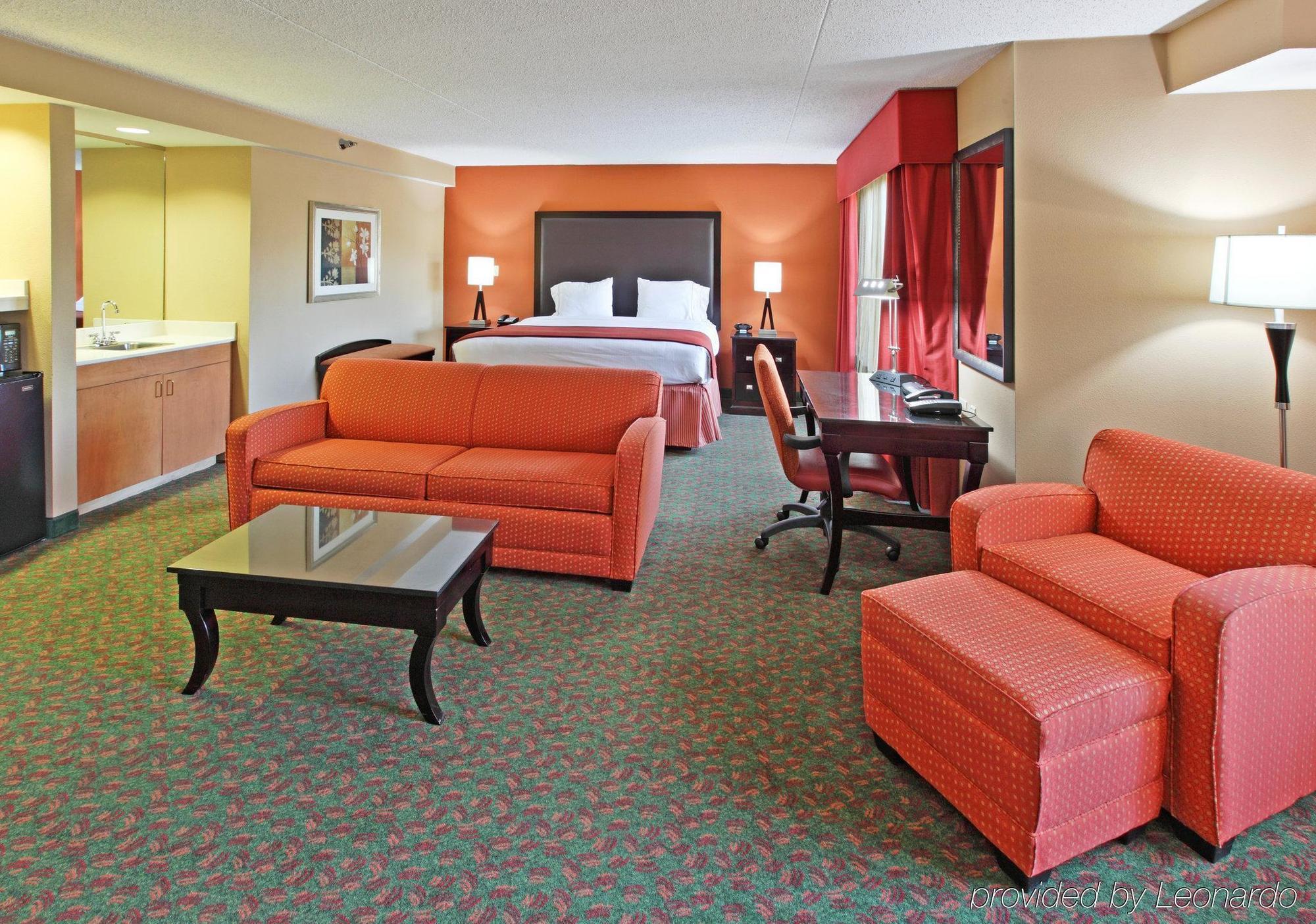 Holiday Inn Express Tyler South By Ihg Room photo