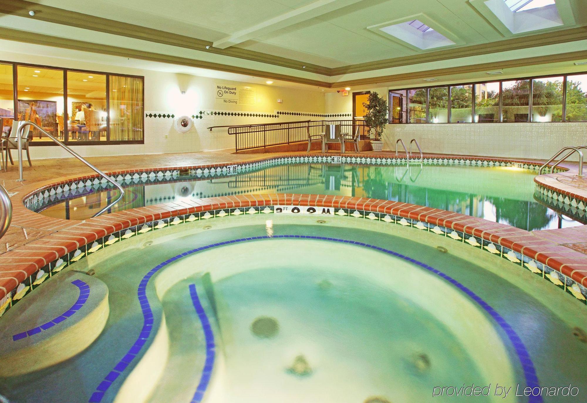 Holiday Inn Express Tyler South By Ihg Facilities photo