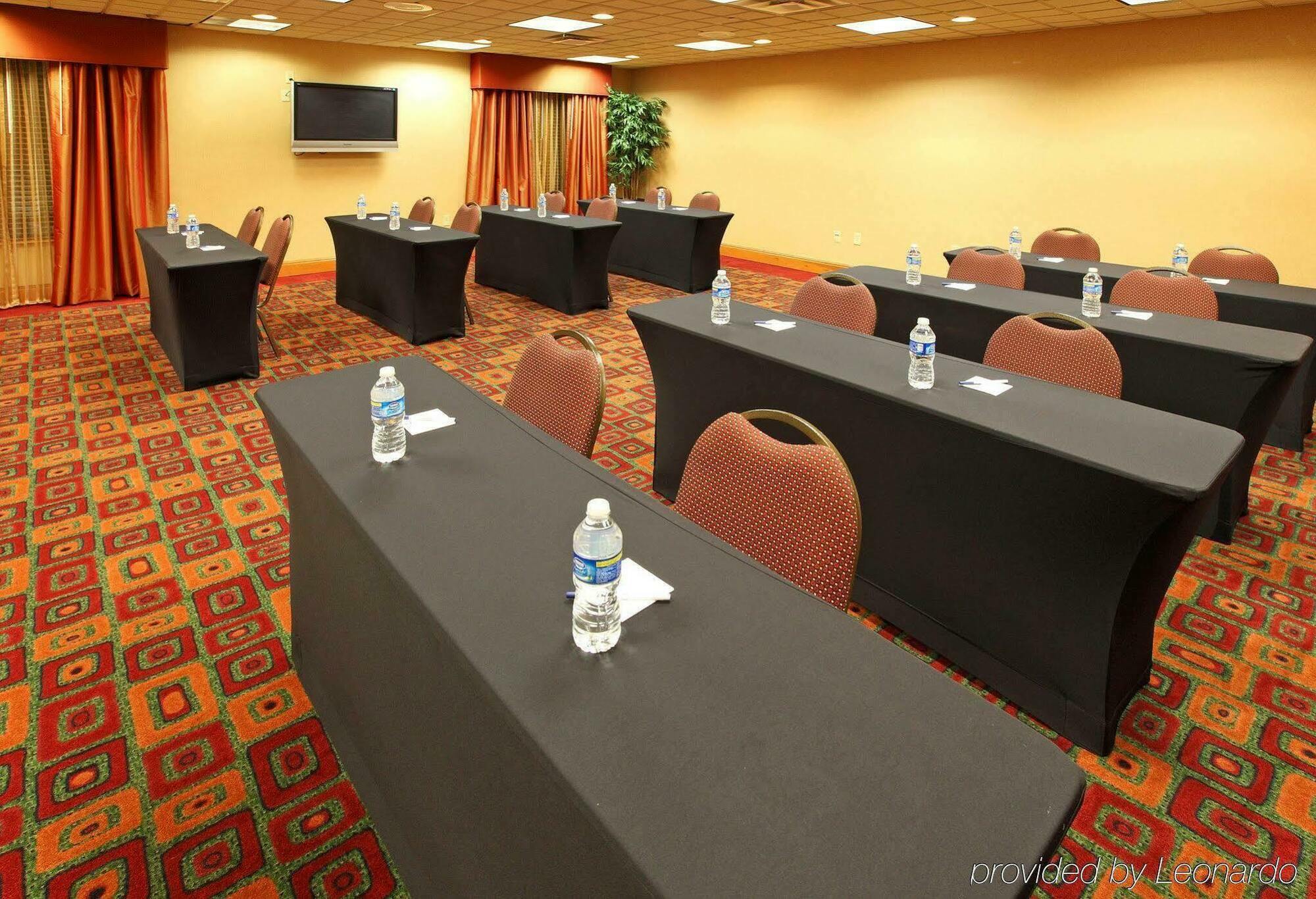 Holiday Inn Express Tyler South By Ihg Facilities photo